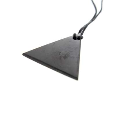 Iyashi Triangle EMF protection pendant